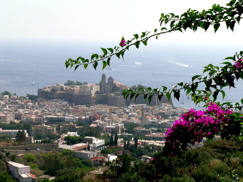 Lipari, l'Acropoli con la Cattedrale.