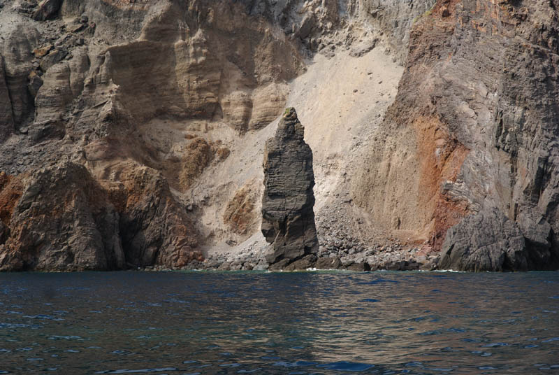 Lipari, la scogliera di Sottoilmonte