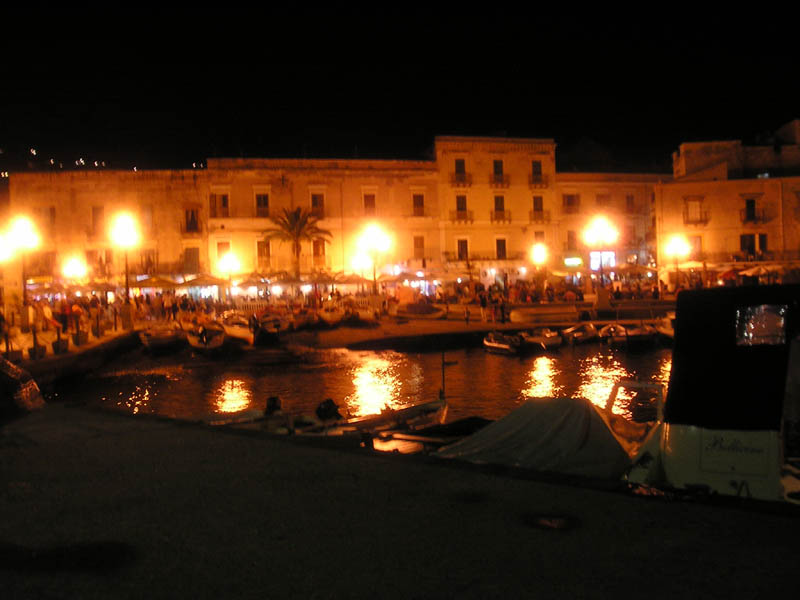 Lipari, Marina Corta di sera.