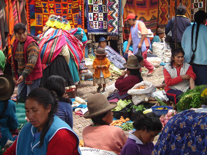 Pisac, donne al mercato