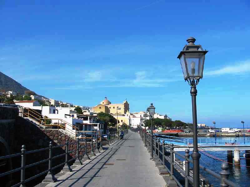 Salina, porto di S.Marina.