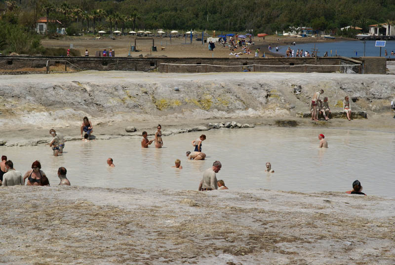 Vulcano, la pozza dei fanghi